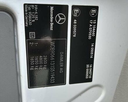 Белый Мерседес Sprinter, объемом двигателя 2.14 л и пробегом 412 тыс. км за 12500 $, фото 9 на Automoto.ua