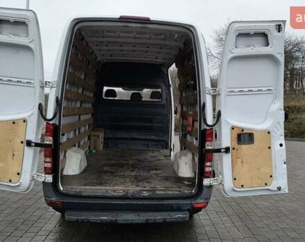 Белый Мерседес Sprinter, объемом двигателя 2.14 л и пробегом 412 тыс. км за 12500 $, фото 13 на Automoto.ua