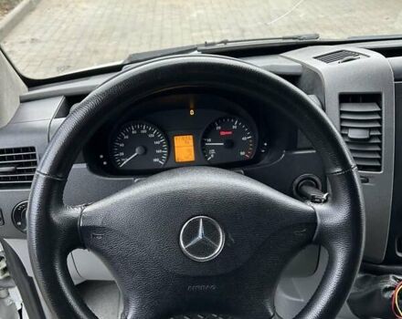 Белый Мерседес Sprinter, объемом двигателя 2.14 л и пробегом 412 тыс. км за 12500 $, фото 11 на Automoto.ua