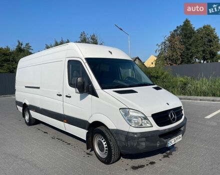 Белый Мерседес Sprinter, объемом двигателя 2.14 л и пробегом 429 тыс. км за 10500 $, фото 1 на Automoto.ua
