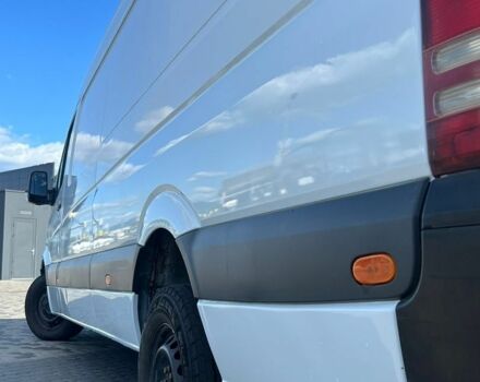 Белый Мерседес Sprinter, объемом двигателя 2.2 л и пробегом 495 тыс. км за 9500 $, фото 5 на Automoto.ua