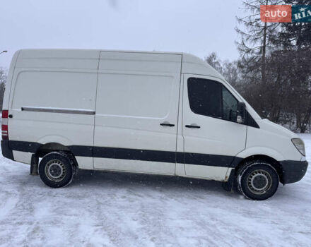 Белый Мерседес Sprinter, объемом двигателя 2.14 л и пробегом 300 тыс. км за 10500 $, фото 6 на Automoto.ua