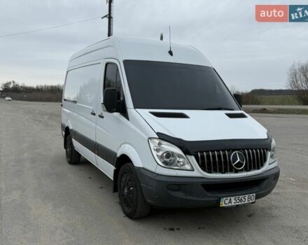Белый Мерседес Sprinter, объемом двигателя 2.14 л и пробегом 420 тыс. км за 12200 $, фото 4 на Automoto.ua