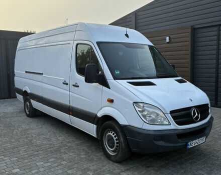 Белый Мерседес Sprinter, объемом двигателя 2.14 л и пробегом 427 тыс. км за 11500 $, фото 2 на Automoto.ua