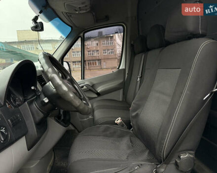 Белый Мерседес Sprinter, объемом двигателя 2.14 л и пробегом 286 тыс. км за 11799 $, фото 7 на Automoto.ua