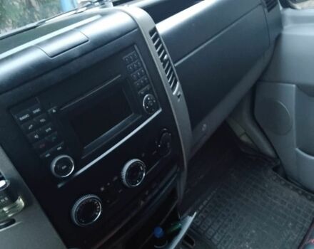 Белый Мерседес Sprinter, объемом двигателя 2.7 л и пробегом 300 тыс. км за 12300 $, фото 6 на Automoto.ua