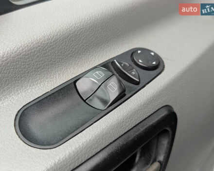 Білий Мерседес Sprinter, об'ємом двигуна 2.14 л та пробігом 320 тис. км за 13499 $, фото 15 на Automoto.ua