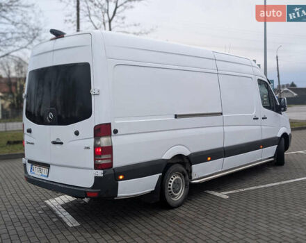 Білий Мерседес Sprinter, об'ємом двигуна 2.14 л та пробігом 320 тис. км за 14199 $, фото 6 на Automoto.ua