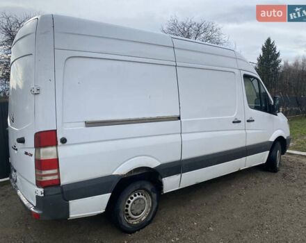 Белый Мерседес Sprinter, объемом двигателя 2.14 л и пробегом 380 тыс. км за 9900 $, фото 1 на Automoto.ua