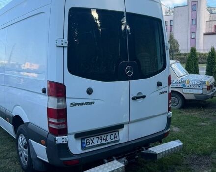 Белый Мерседес Sprinter, объемом двигателя 2.14 л и пробегом 300 тыс. км за 11800 $, фото 3 на Automoto.ua