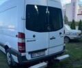Белый Мерседес Sprinter, объемом двигателя 2.14 л и пробегом 300 тыс. км за 11800 $, фото 3 на Automoto.ua
