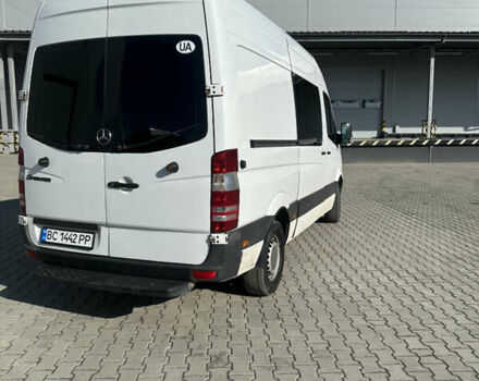 Белый Мерседес Sprinter, объемом двигателя 2.14 л и пробегом 381 тыс. км за 14000 $, фото 5 на Automoto.ua