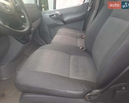 Белый Мерседес Sprinter, объемом двигателя 3 л и пробегом 500 тыс. км за 17800 $, фото 17 на Automoto.ua