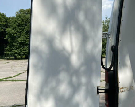 Белый Мерседес Sprinter, объемом двигателя 2.14 л и пробегом 900 тыс. км за 7900 $, фото 5 на Automoto.ua