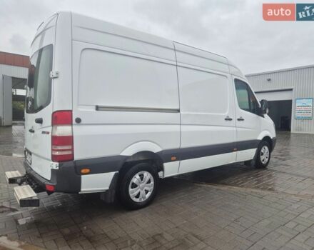 Белый Мерседес Sprinter, объемом двигателя 2.1 л и пробегом 255 тыс. км за 13500 $, фото 3 на Automoto.ua