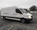 Белый Мерседес Sprinter, объемом двигателя 2.2 л и пробегом 380 тыс. км за 8679 $, фото 1 на Automoto.ua