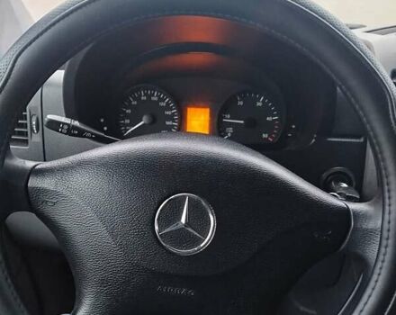 Белый Мерседес Sprinter, объемом двигателя 2.1 л и пробегом 318 тыс. км за 12000 $, фото 12 на Automoto.ua