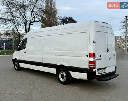 Белый Мерседес Sprinter, объемом двигателя 2.2 л и пробегом 400 тыс. км за 12300 $, фото 5 на Automoto.ua