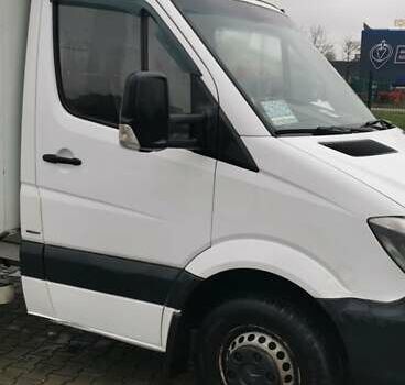 Белый Мерседес Sprinter, объемом двигателя 2.14 л и пробегом 589 тыс. км за 16999 $, фото 6 на Automoto.ua