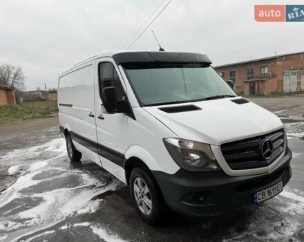 Белый Мерседес Sprinter, объемом двигателя 2.1 л и пробегом 370 тыс. км за 12800 $, фото 2 на Automoto.ua