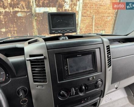 Белый Мерседес Sprinter, объемом двигателя 2.1 л и пробегом 370 тыс. км за 12800 $, фото 10 на Automoto.ua