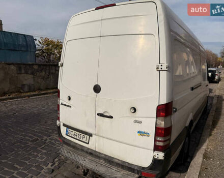 Белый Мерседес Sprinter, объемом двигателя 2.14 л и пробегом 557 тыс. км за 11300 $, фото 10 на Automoto.ua