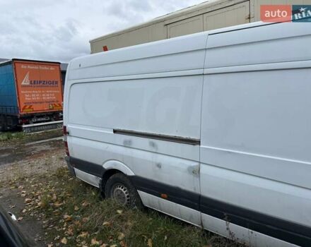 Белый Мерседес Sprinter, объемом двигателя 3 л и пробегом 400 тыс. км за 10000 $, фото 2 на Automoto.ua