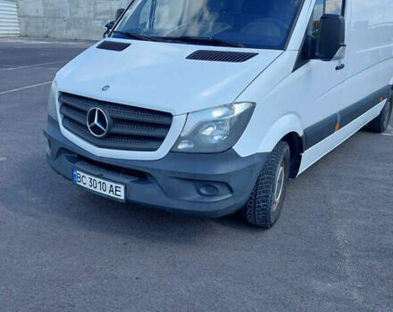 Белый Мерседес Sprinter, объемом двигателя 2.1 л и пробегом 478 тыс. км за 13500 $, фото 3 на Automoto.ua