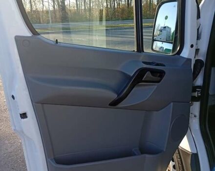 Белый Мерседес Sprinter, объемом двигателя 2.2 л и пробегом 307 тыс. км за 15600 $, фото 3 на Automoto.ua