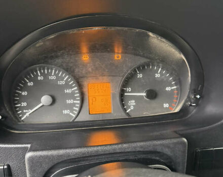 Белый Мерседес Sprinter, объемом двигателя 2.14 л и пробегом 385 тыс. км за 19373 $, фото 10 на Automoto.ua