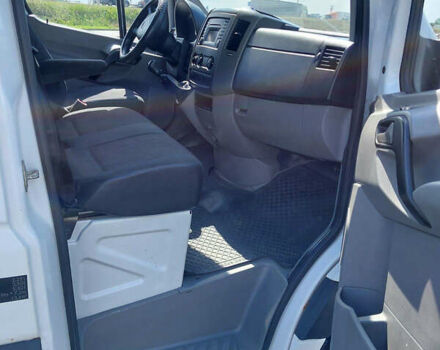 Белый Мерседес Sprinter, объемом двигателя 2.1 л и пробегом 478 тыс. км за 13500 $, фото 5 на Automoto.ua