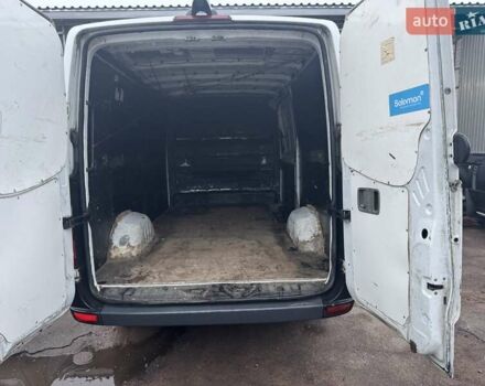 Белый Мерседес Sprinter, объемом двигателя 2.1 л и пробегом 370 тыс. км за 12800 $, фото 13 на Automoto.ua