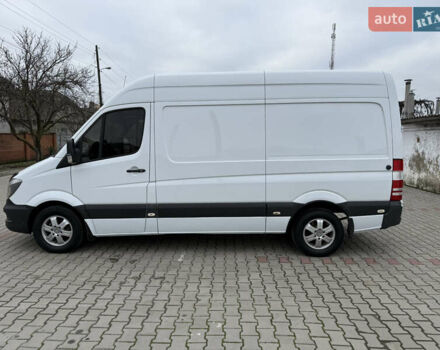 Белый Мерседес Sprinter, объемом двигателя 2.14 л и пробегом 385 тыс. км за 19373 $, фото 7 на Automoto.ua