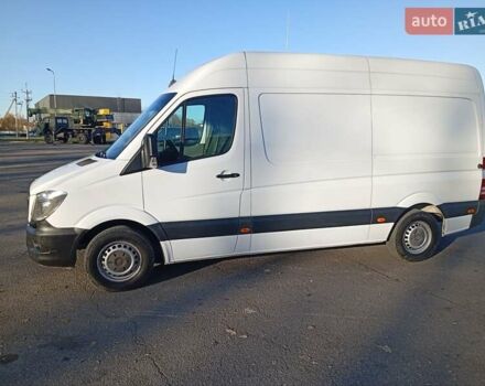Белый Мерседес Sprinter, объемом двигателя 2.2 л и пробегом 307 тыс. км за 15600 $, фото 4 на Automoto.ua