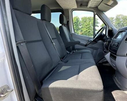 Белый Мерседес Sprinter, объемом двигателя 2.99 л и пробегом 489 тыс. км за 13499 $, фото 19 на Automoto.ua
