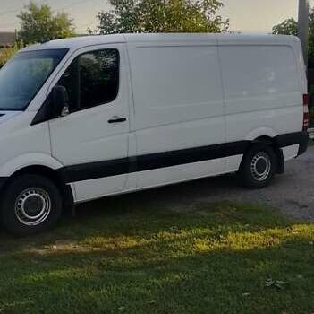 Белый Мерседес Sprinter, объемом двигателя 2.2 л и пробегом 303 тыс. км за 15300 $, фото 5 на Automoto.ua