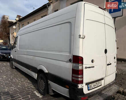 Белый Мерседес Sprinter, объемом двигателя 2.14 л и пробегом 557 тыс. км за 11300 $, фото 6 на Automoto.ua