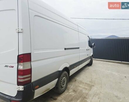 Белый Мерседес Sprinter, объемом двигателя 2.1 л и пробегом 330 тыс. км за 13900 $, фото 6 на Automoto.ua