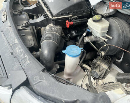 Білий Мерседес Sprinter, об'ємом двигуна 3 л та пробігом 390 тис. км за 18000 $, фото 17 на Automoto.ua