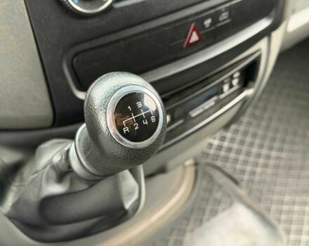 Белый Мерседес Sprinter, объемом двигателя 3 л и пробегом 429 тыс. км за 30000 $, фото 23 на Automoto.ua