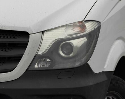 Белый Мерседес Sprinter, объемом двигателя 3 л и пробегом 429 тыс. км за 30000 $, фото 3 на Automoto.ua