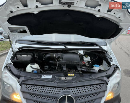 Белый Мерседес Sprinter, объемом двигателя 2.99 л и пробегом 243 тыс. км за 21000 $, фото 6 на Automoto.ua