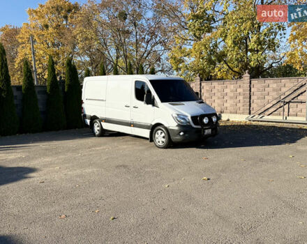 Білий Мерседес Sprinter, об'ємом двигуна 2.99 л та пробігом 380 тис. км за 19450 $, фото 2 на Automoto.ua
