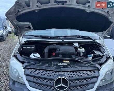 Белый Мерседес Sprinter, объемом двигателя 2.2 л и пробегом 340 тыс. км за 19900 $, фото 20 на Automoto.ua