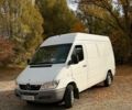 Белый Мерседес Sprinter, объемом двигателя 2.2 л и пробегом 223 тыс. км за 13000 $, фото 1 на Automoto.ua