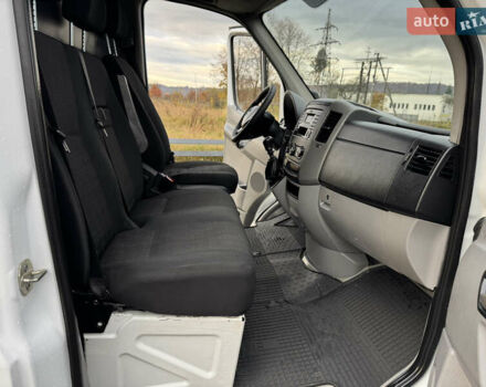 Белый Мерседес Sprinter, объемом двигателя 2.99 л и пробегом 518 тыс. км за 18999 $, фото 30 на Automoto.ua