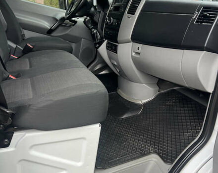 Белый Мерседес Sprinter, объемом двигателя 3 л и пробегом 360 тыс. км за 21500 $, фото 11 на Automoto.ua