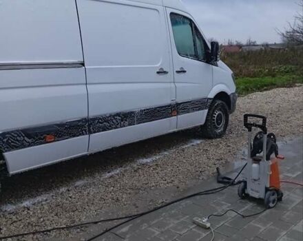 Белый Мерседес Sprinter, объемом двигателя 2.14 л и пробегом 381 тыс. км за 17000 $, фото 4 на Automoto.ua