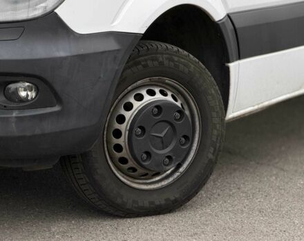 Белый Мерседес Sprinter, объемом двигателя 3 л и пробегом 429 тыс. км за 30000 $, фото 4 на Automoto.ua