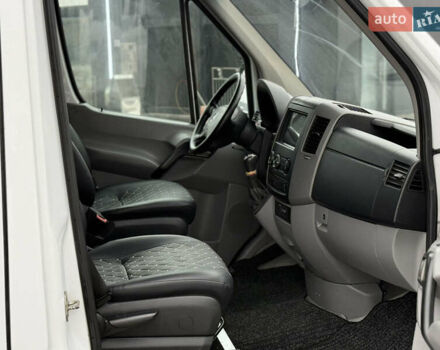 Білий Мерседес Sprinter, об'ємом двигуна 2.2 л та пробігом 230 тис. км за 21500 $, фото 21 на Automoto.ua